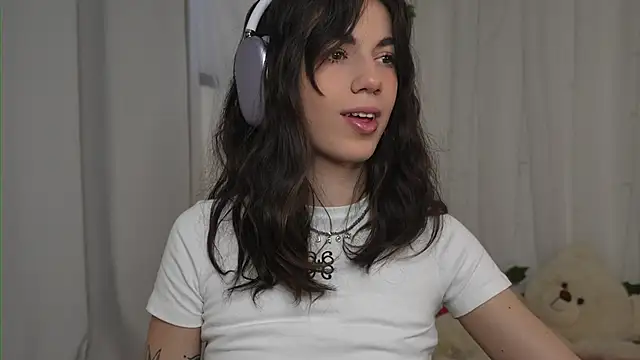 mystica  online show from 10/18/25, 11:33