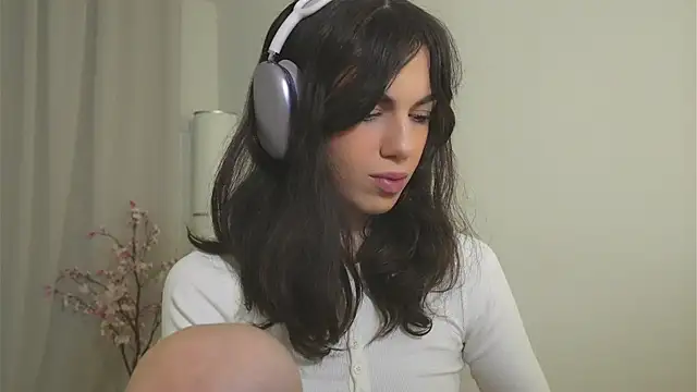 mystica  online show from 11/07/25, 11:32