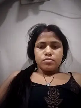 Snapshot of Ayeshaji chatting on 02/07/26, 05:49 Ayeshaji online show from 02/07/26, 05:49