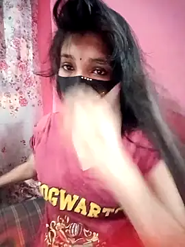 Snapshot of Night--Queen chatting on 03/20/25, 06:41 Night--Queen online show from 03/20/25, 06:41