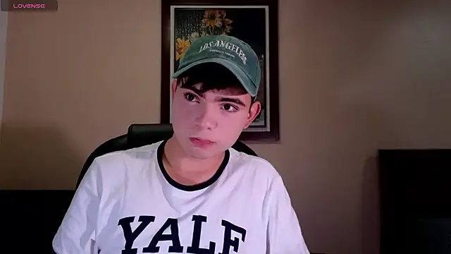 Snapshot of lukeboyce33 chatting on 03/22/26, 11:19 lukeboyce33 online show from 03/22/26, 11:19