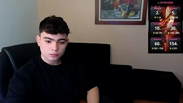 Snapshot of lukeboyce33 chatting on 07/25/26, 09:34 lukeboyce33 online show from 07/25/26, 09:34
