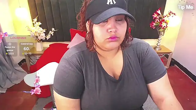 ailyn maury online show from 09/21/25, 01:40