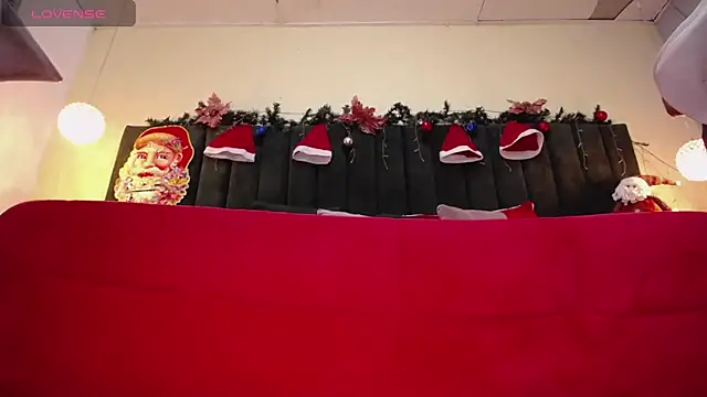 ailyn maury online show from 12/16/25, 01:21