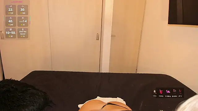 Snapshot of rouse__hallberg chatting on 11/24/25, 12:10 rouse hallberg online show from 11/24/25, 12:10