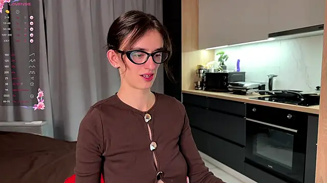 TwinTemptations online show from 10/02/25, 06:26