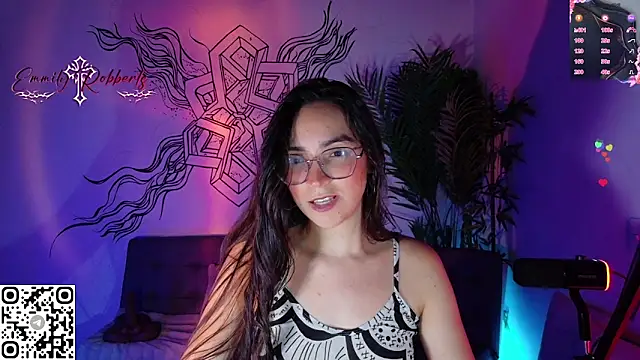 Emmi Roberts online show from 05/08/26, 03:23
