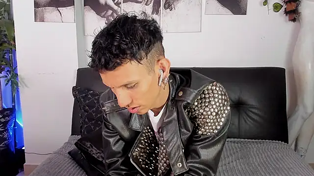 Giotrashy online show from 10/22/25, 08:08