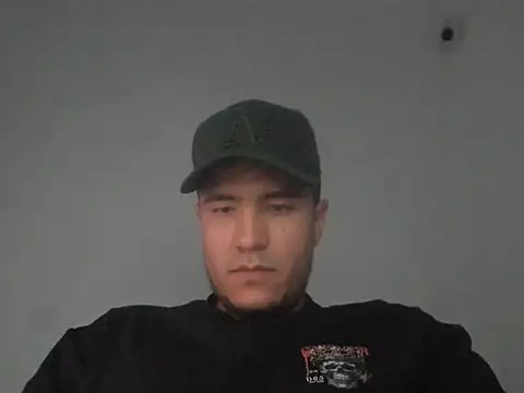 Snapshot of mr_mafla chatting on 10/22/25, 10:20 mr mafla online show from 10/22/25, 10:20