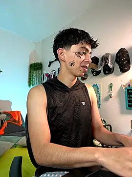 Yaiden 11 online show from 10/17/25, 10:18