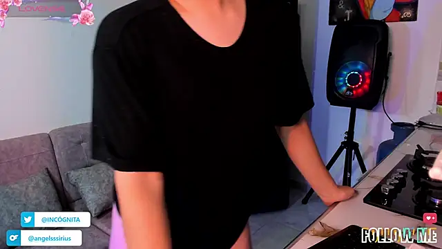 Snapshot of adam_angelssss chatting on 12/04/25, 12:47 adam angelssss online show from 12/04/25, 12:47