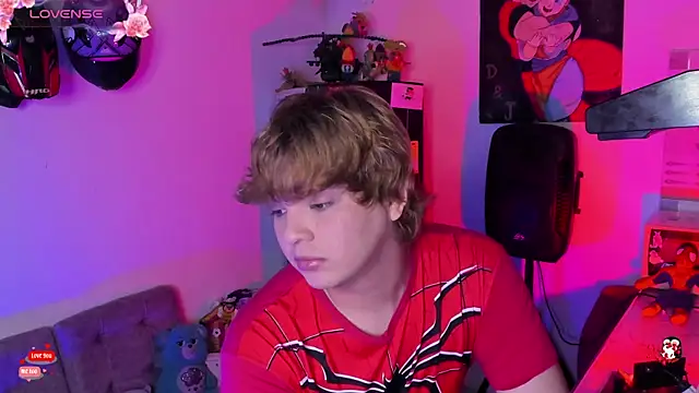 Snapshot of adam_angelssss chatting on 01/13/26, 10:04 adam angelssss online show from 01/13/26, 10:04