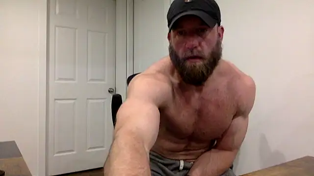 Snapshot of clarkefit chatting on 03/15/25, 12:58 clarkefit online show from 03/15/25, 12:58