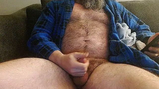 Snapshot of Golgara chatting on 03/25/26, 04:40 Golgara online show from 03/25/26, 04:40