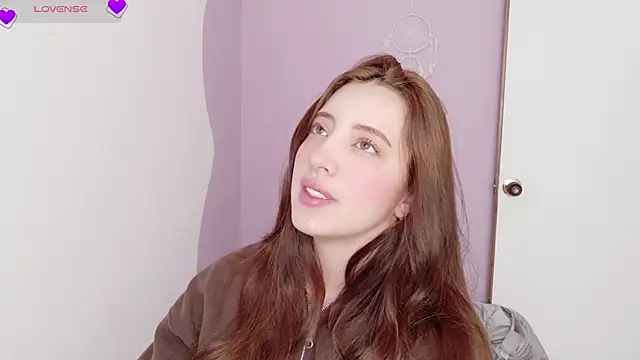 Rebbecawhite meow online show from 07/09/26, 05:50