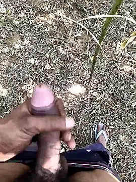 Snapshot of JAZZYS8 chatting on 11/03/25, 04:47 JAZZYS8 online show from 11/03/25, 04:47