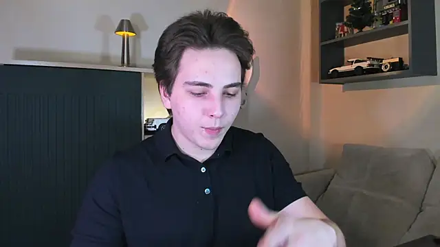 Snapshot of Eric_ether chatting on 01/12/26, 08:36 Eric ether online show from 01/12/26, 08:36