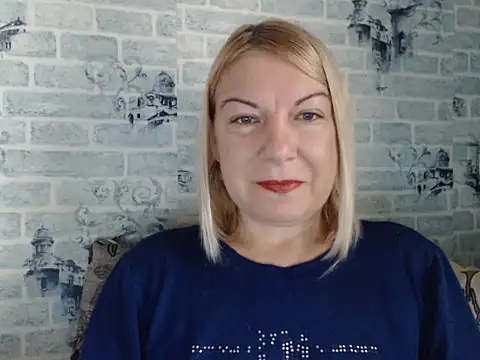 Snapshot of Lillia_Ray chatting on 10/09/25, 08:34 Lillia Ray online show from 10/09/25, 08:34