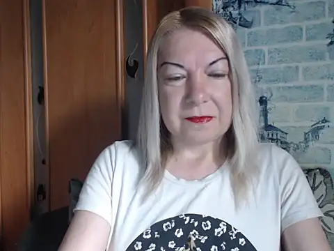 Lillia Ray online show from 05/24/26, 05:23