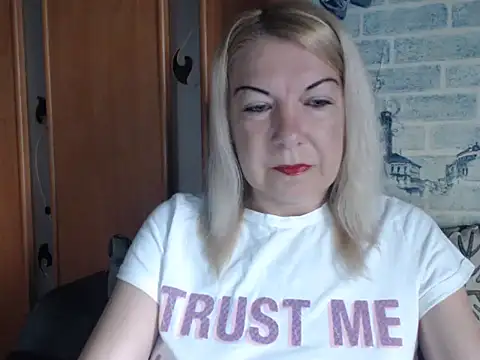 Lillia Ray online show from 06/04/26, 05:46