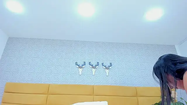 Snapshot of AnnyBlackee chatting on 03/22/25, 04:58 AnnyBlackee online show from 03/22/25, 04:58