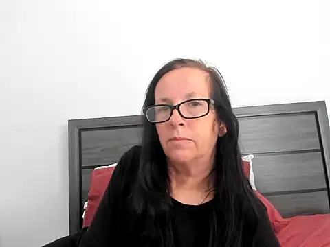 peachgoddess online show from 11/25/25, 01:55