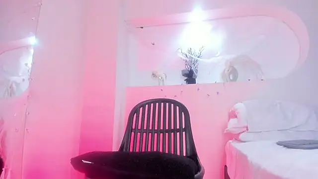 Hot valerygh online show from 11/06/25, 07:15