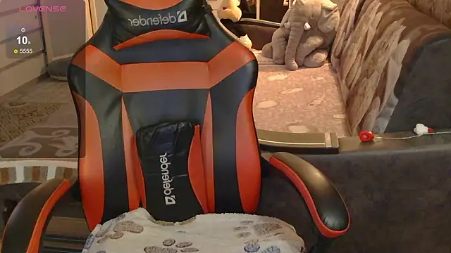 Snapshot of Anna_Miller606 chatting on 02/15/26, 12:14 Anna Miller606 online show from 02/15/26, 12:14