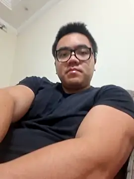 awesometeacher33 online show from 05/13/26, 05:05