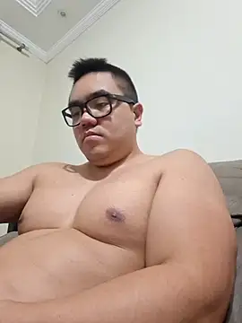 awesometeacher33 online show from 05/19/26, 04:46
