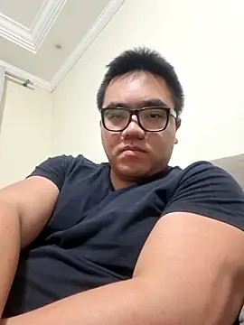 awesometeacher33 online show from 06/12/26, 04:00