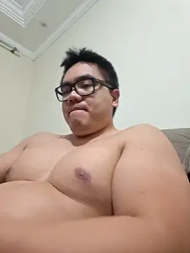 awesometeacher33 online show from 06/14/26, 02:35