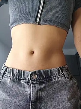 Snapshot of Miss-Dannie chatting on 02/04/26, 01:22 Miss-Dannie online show from 02/04/26, 01:22