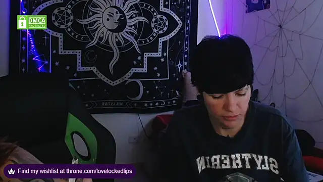 lovelockedlips online show from 10/12/25, 07:35