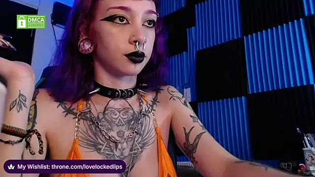 Snapshot of lovelockedlips chatting on 07/24/26, 10:30 lovelockedlips online show from 07/24/26, 10:30