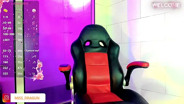 Dayana Dias online show from 10/15/25, 11:10