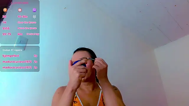 Snapshot of Dayana_Dias chatting on 06/07/26, 11:36 Dayana Dias online show from 06/07/26, 11:36