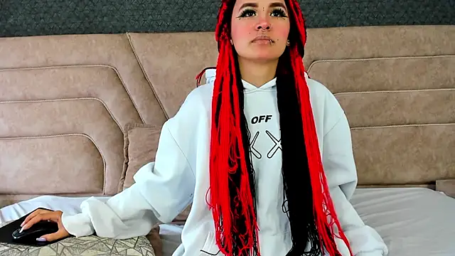 Snapshot of alice_foxred chatting on 03/21/25, 11:55 alice foxred online show from 03/21/25, 11:55