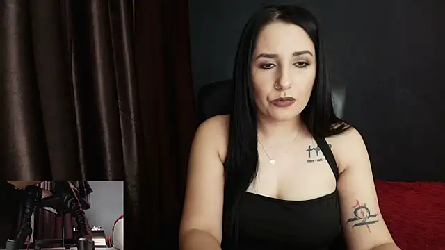 Snapshot of missdyaa chatting on 10/02/25, 10:39 missdyaa online show from 10/02/25, 10:39