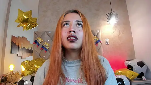 kailinmoonx online show from 06/17/26, 01:01