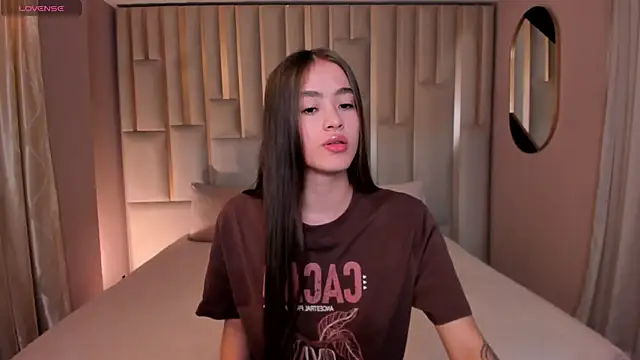 MaiaCollins online show from 09/20/25, 06:31