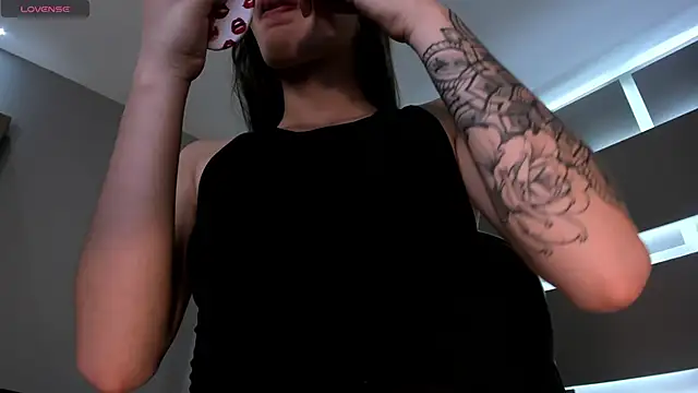 MaiaCollins online show from 10/20/25, 07:14