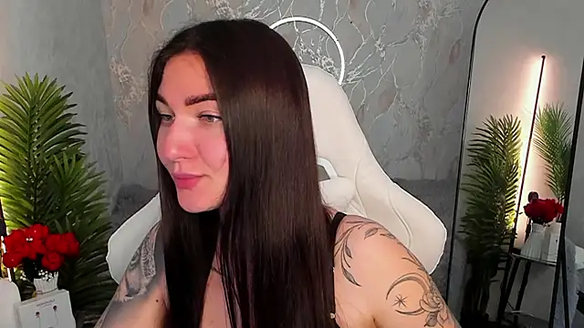 Snapshot of babyisperfect chatting on 06/04/26, 01:44 babyisperfect online show from 06/04/26, 01:44