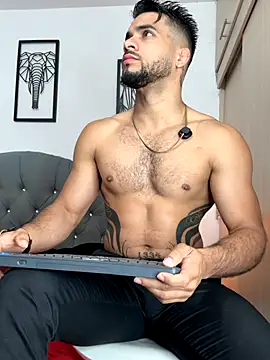 Maximiliano ford online show from 11/14/25, 10:47