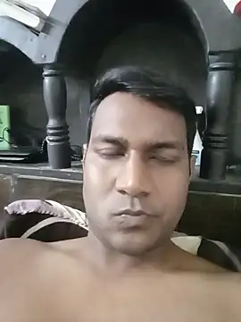 Snapshot of vikesh05 chatting on 11/25/25, 08:42 vikesh05 online show from 11/25/25, 08:42