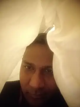 Snapshot of vikesh05 chatting on 02/17/26, 08:48 vikesh05 online show from 02/17/26, 08:48