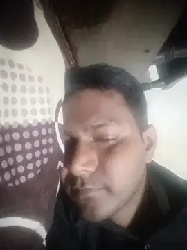 Snapshot of vikesh05 chatting on 03/02/26, 07:54 vikesh05 online show from 03/02/26, 07:54