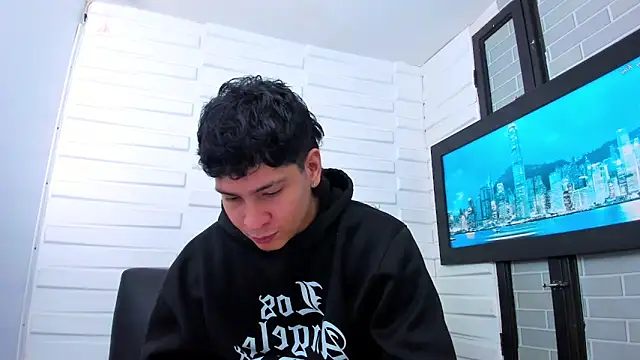 Jhojan twink online show from 11/06/25, 01:12