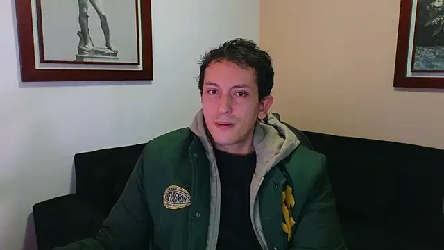 Snapshot of hardaftercum chatting on 09/12/25, 12:33 hardaftercum online show from 09/12/25, 12:33