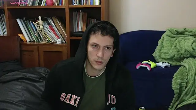 Snapshot of hardaftercum chatting on 09/19/25, 10:54 hardaftercum online show from 09/19/25, 10:54